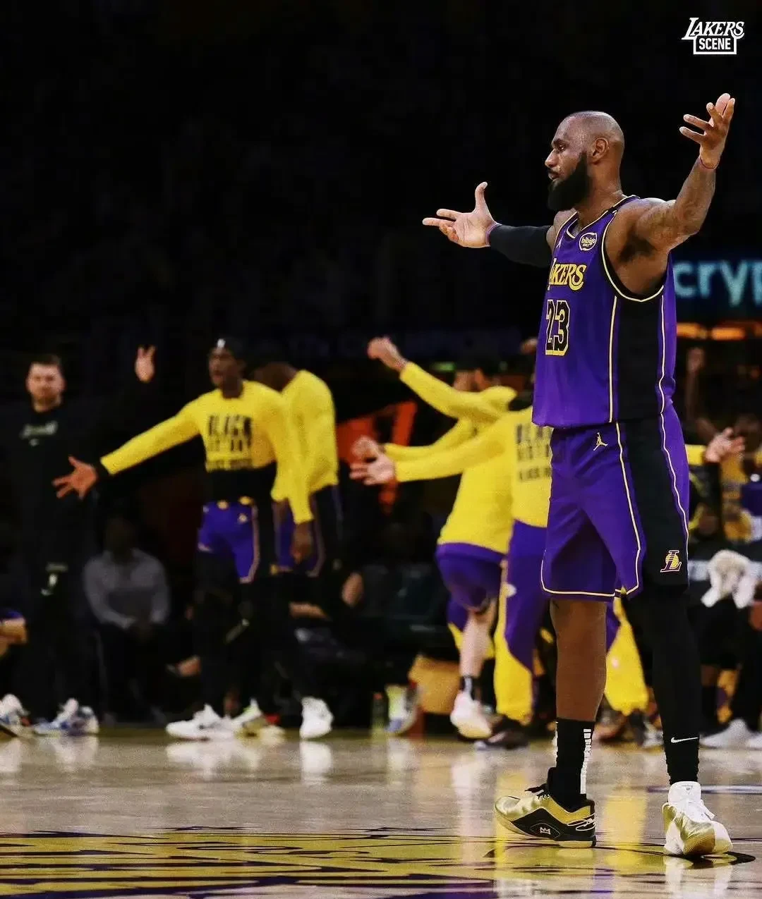 关于詹姆斯连续十场比赛得分超过表现优异，公牛不断突破！的信息-爱游戏app