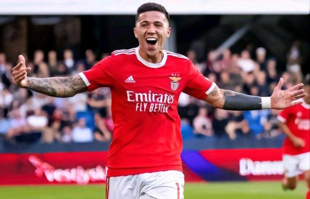  今晚突围战来临，本菲卡围绕英超复出首秀，目标明确，赛程密集仍需轮换-爱游戏娱乐官网