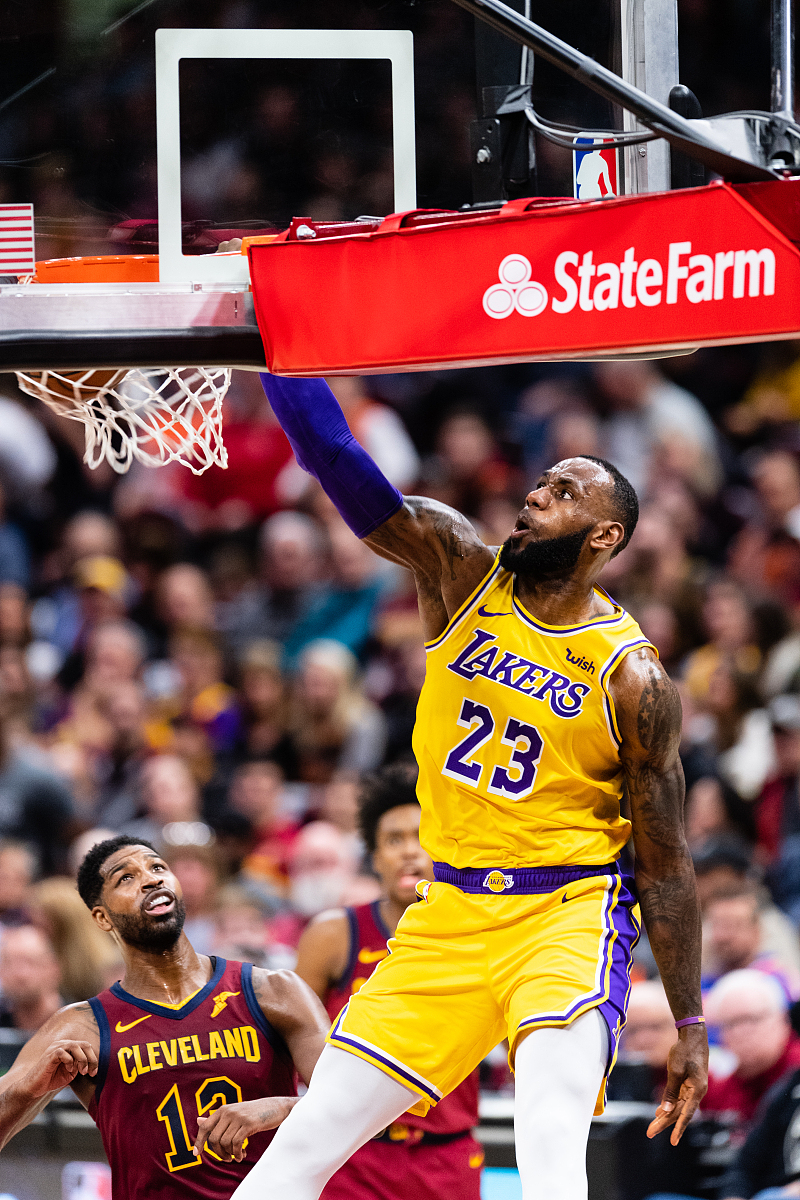 关于CBA常规赛今晚再迎强敌，洛杉矶湖人内部沟通，主帅态度：管理层满意，年轻球员得到机会的信息