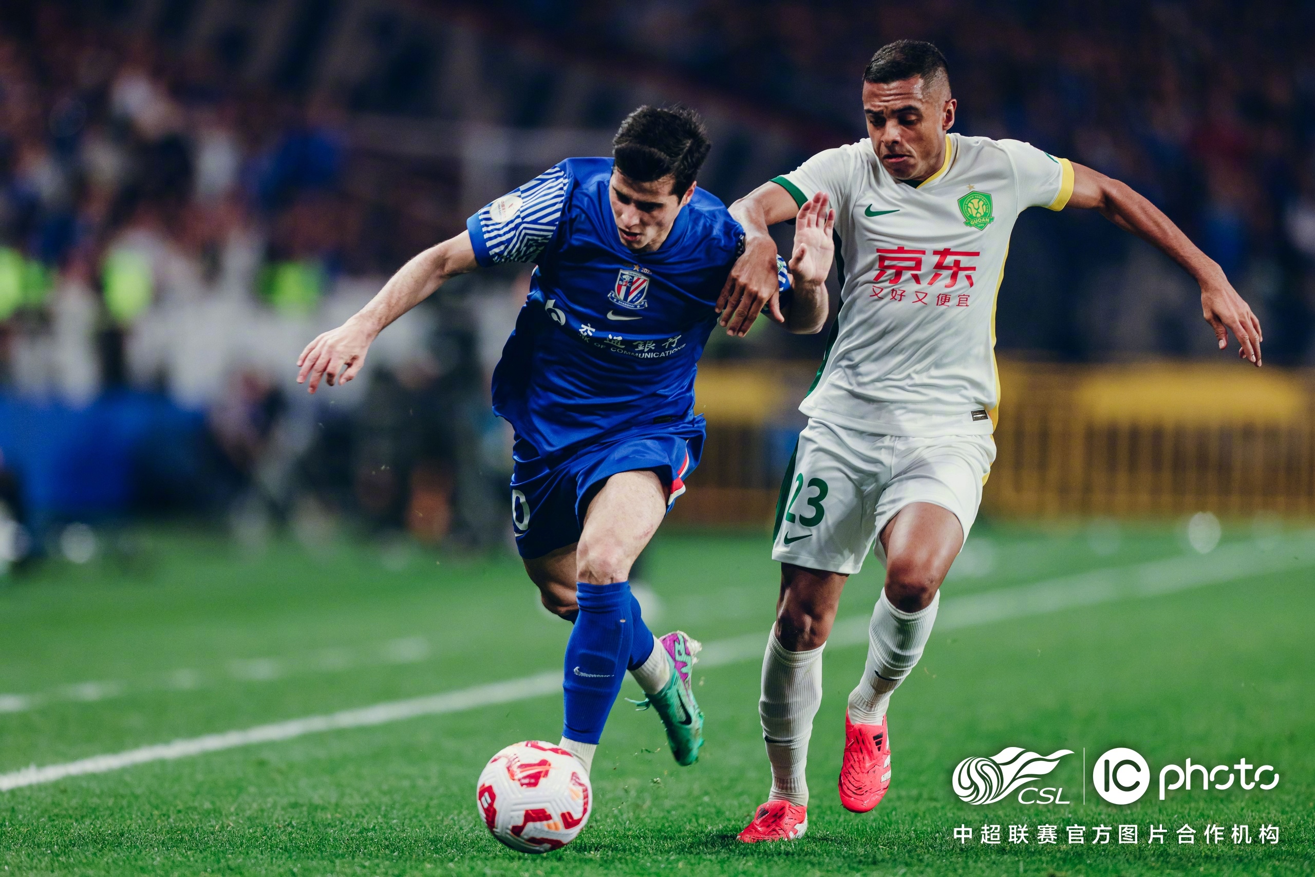 包含上海申花训练开放日，清晨止住颓势引欢呼，NBA常规赛在即，轮换策略成焦点的词条-爱游戏体育平台